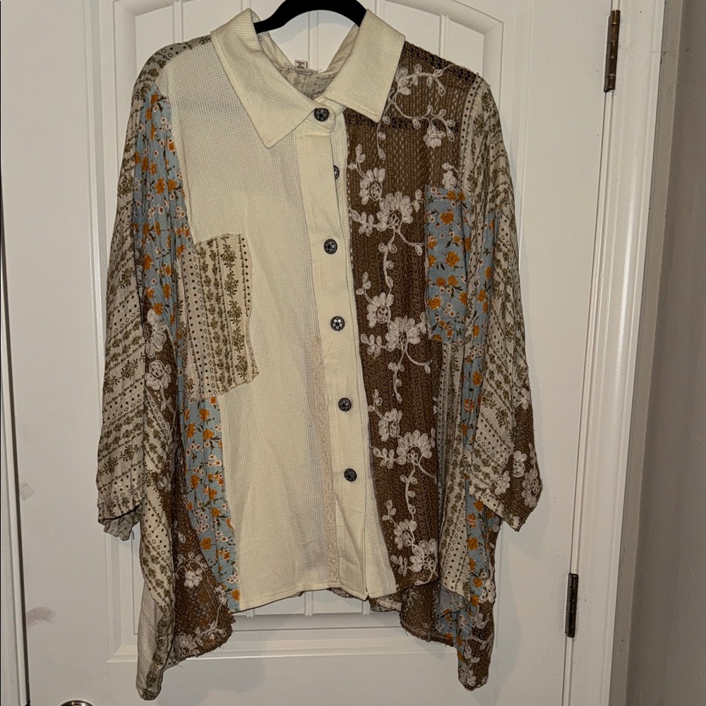 POL Textured Cream Button-Up